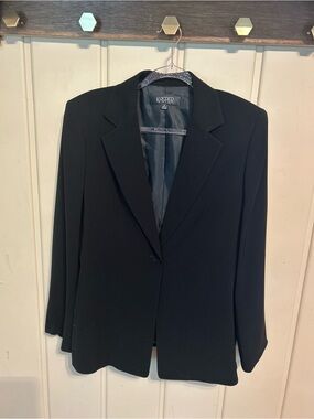 Kasper Black Single-Button Notch Lapel Blazer